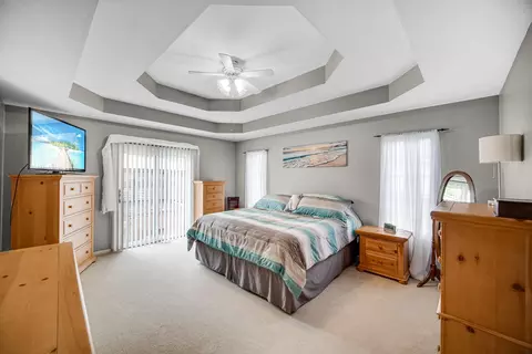 Bedroom - 949 Robin Ct, Dyer, IN 46311 photo 1 of 3