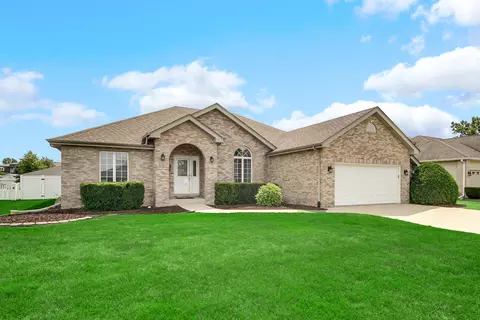 Exterior - 949 Robin Ct, Dyer, IN 46311 photo 6 of 7