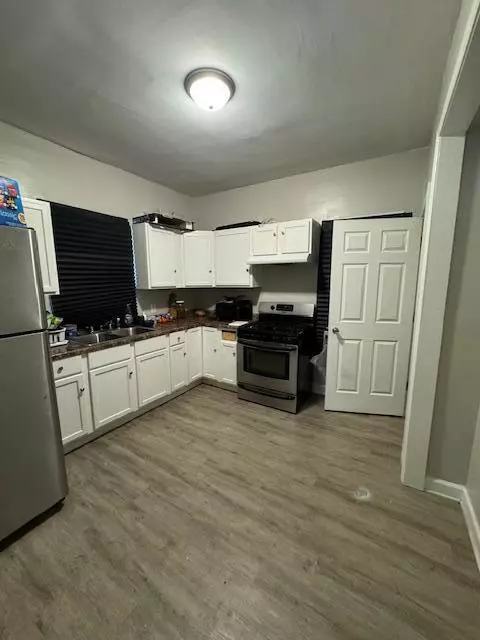 1584 Taft St, Gary, IN 46404 photo 5