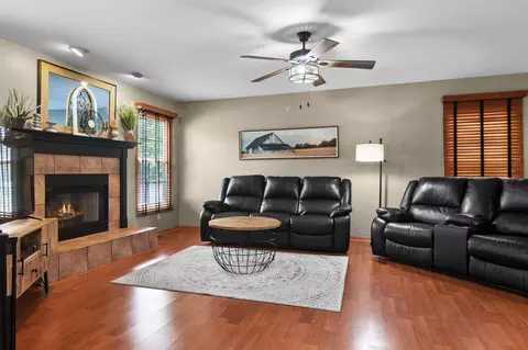 Living - 260 Crestview Ln, Dyer, IN 46311 photo 1 of 1