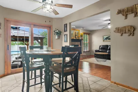Dining - 260 Crestview Ln, Dyer, IN 46311 photo 2 of 2