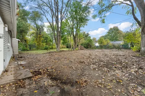 1067 Mount St, Gary, IN 46406 photo 15