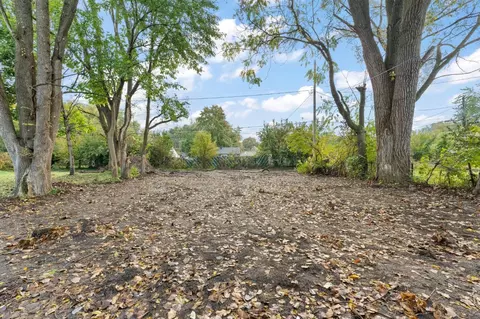 1067 Mount St, Gary, IN 46406 photo 16
