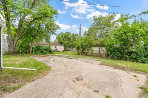 4126 W 21st Ave, Gary, IN 46404 photo 17