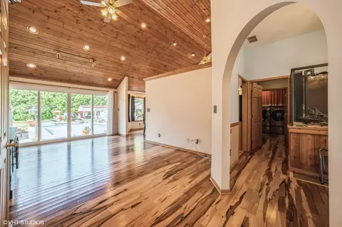 4108 Patsy Dr, Wheatfield, IN 46392 photo 2