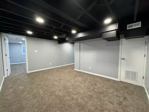 247 W Taft St, Gary, IN 46404 photo 11