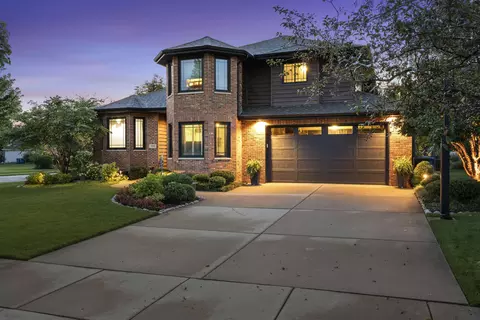 Exterior - 3128 Hoffman Ct, Dyer, IN 46311 photo 6 of 29