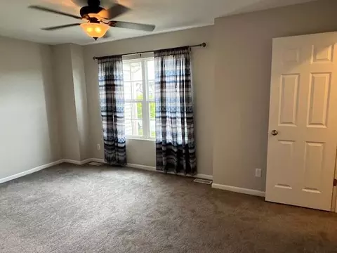 Bedroom - 11407 Rhode Island St, Crown Point, IN 46307 photo 1 of 6