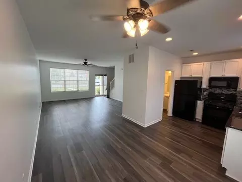 Living - 11407 Rhode Island St, Crown Point, IN 46307 photo 3 of 3