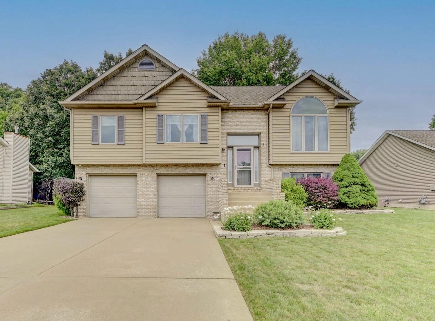 1294 Port Cv Dr  