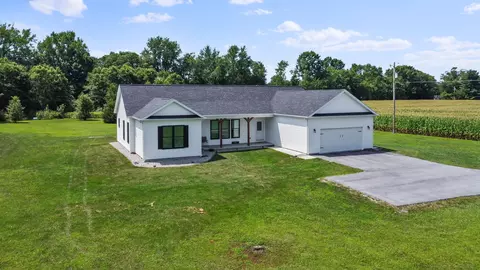791 W 950, Lake Village, IN 46349