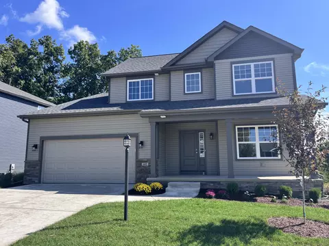 602 Hatch Lake Pkwy, Valparaiso, IN 46385
