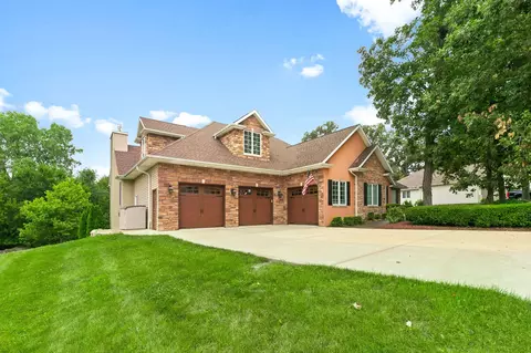 12648 W 101st Ave, Saint John, IN 46373