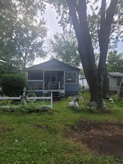 4660 Hayes St, Gary, IN 46408 photo 1