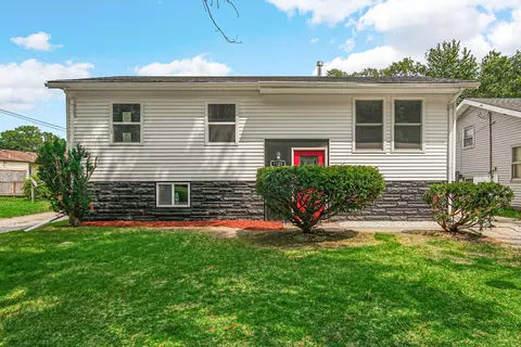 Exterior - 1521 Whitcomb St, Gary, IN 46404 photo 2 of 5