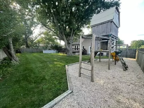 1820 Robin Dr, Munster, IN 46321 photo 18