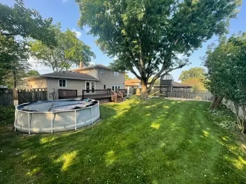 1820 Robin Dr, Munster, IN 46321 photo 17