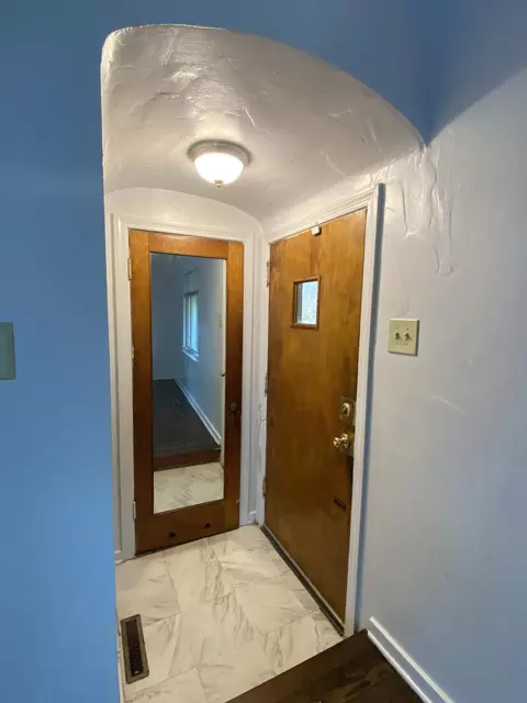 344 Roosevelt St, Gary, IN 46404 photo 2