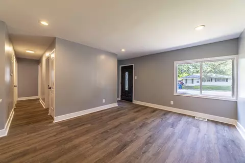 4201 E 10th Ave, Gary, IN 46403 photo 11