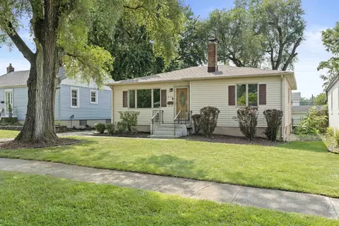 8132 Harrison Ave, Munster, IN 46321 photo 1