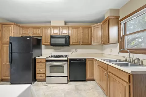 8132 Harrison Ave, Munster, IN 46321 photo 12