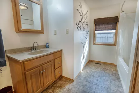 112 E Short St, Rolling Prairie, IN 46371 photo 17
