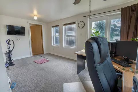 112 E Short St, Rolling Prairie, IN 46371 photo 10