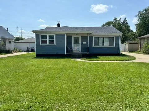 2832 Strong St, Highland, IN 46322