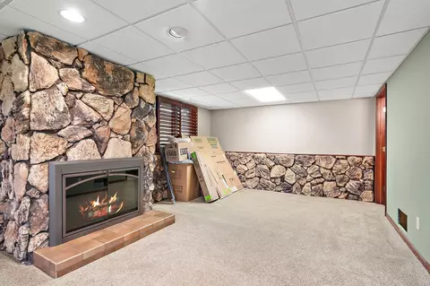 9442 Verbena Dr, Munster, IN 46321 photo 19