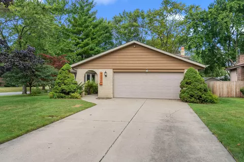 9442 Verbena Dr, Munster, IN 46321 photo 37