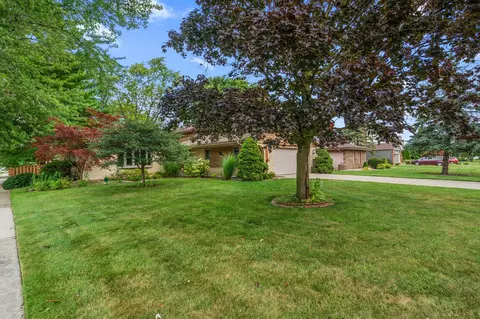 9442 Verbena Dr, Munster, IN 46321 photo 38