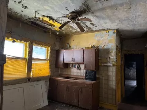 1105 W 11th Ave, Gary, IN 46402 photo 18