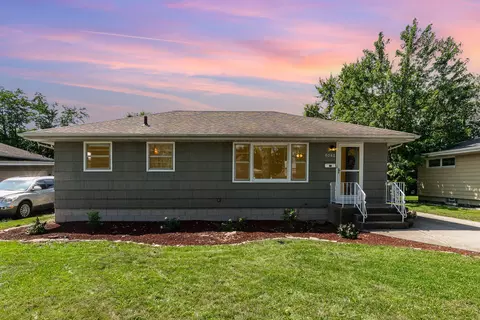 8042 Tapper Ave, Munster, IN 46321 photo 12