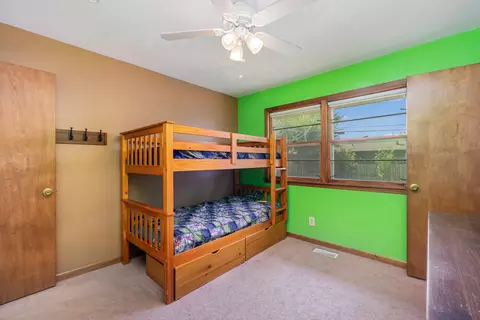 8042 Tapper Ave, Munster, IN 46321 photo 16