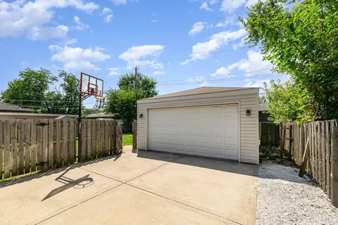 8042 Tapper Ave, Munster, IN 46321 photo 24