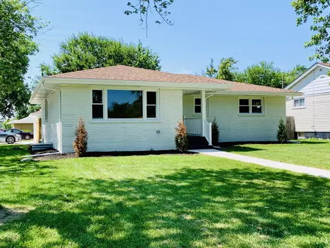 8054 Monaldi Dr, Munster, IN 46321 photo 1