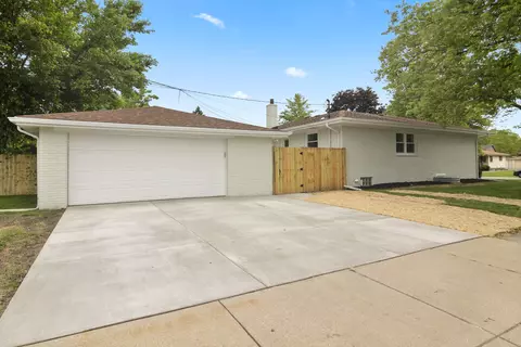8054 Monaldi Dr, Munster, IN 46321 photo 25