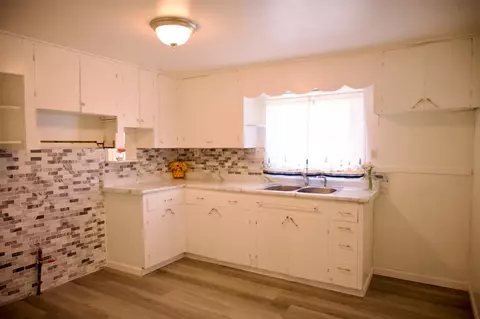 Kitchen - 3031 E 100, La Porte, IN 46350 photo 1 of 1