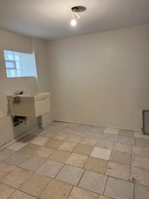 806 Hayes St, Gary, IN 46404 photo 13