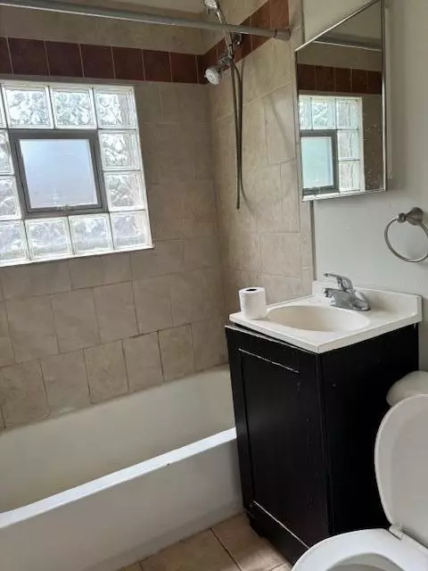 806 Hayes St, Gary, IN 46404 photo 8