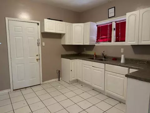 806 Hayes St, Gary, IN 46404 photo 5