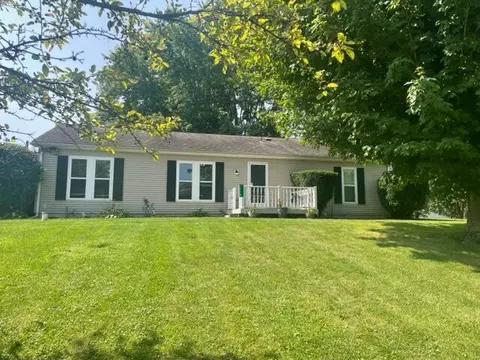 174 W 150, Valparaiso, IN 46385