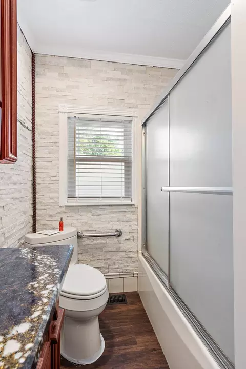 107 E Bates St, Hebron, IN 46341 photo 10