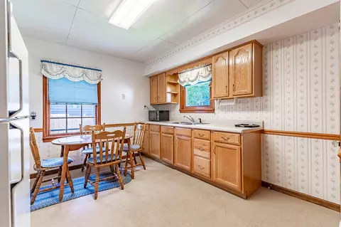 8350 Walnut Dr, Munster, IN 46321 photo 6