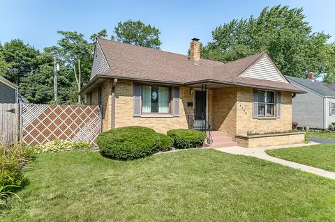8350 Walnut Dr, Munster, IN 46321 photo 1