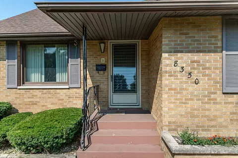 8350 Walnut Dr, Munster, IN 46321 photo 12