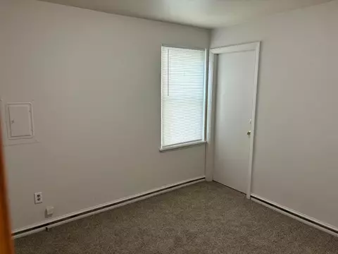 8016 Locust Ave, Gary, IN 46403 photo 9