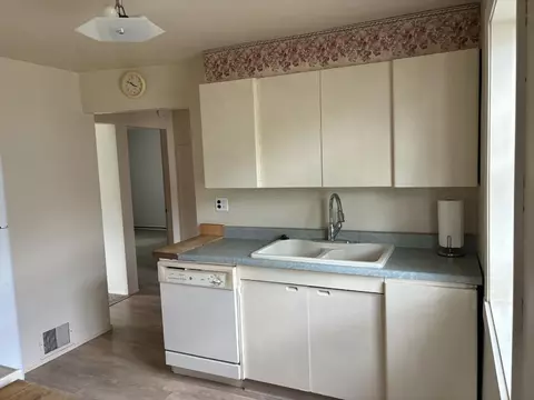 8016 Locust Ave, Gary, IN 46403 photo 4