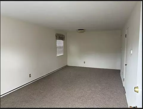 8016 Locust Ave, Gary, IN 46403 photo 2