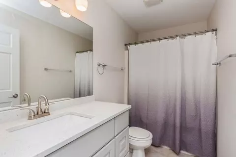 207 Fieldstone Dr, Porter, IN 46304 photo 9
